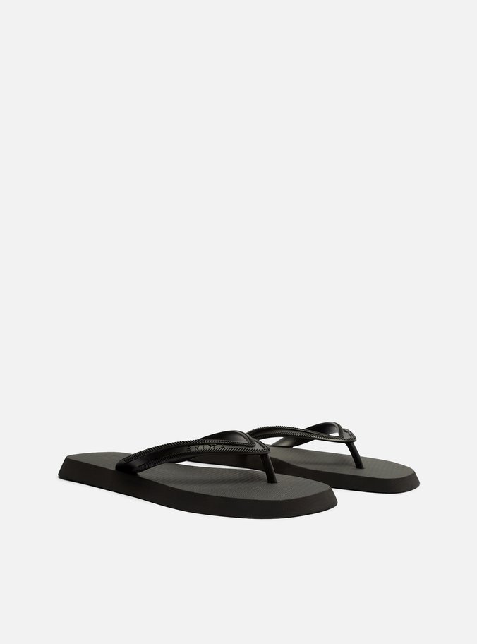 Chinelo de Dedo Preto Tira Sport