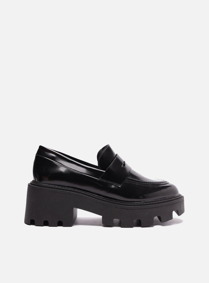 Mocassim Preto Salto Médio Bloco Tratorado