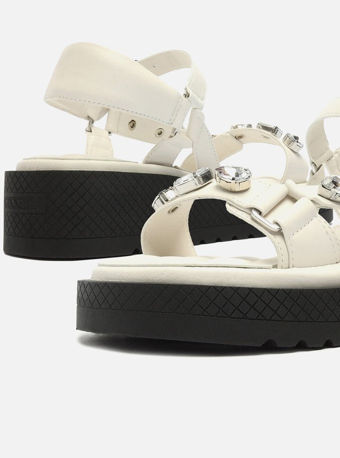 Papete Branca Flatform Pedrarias