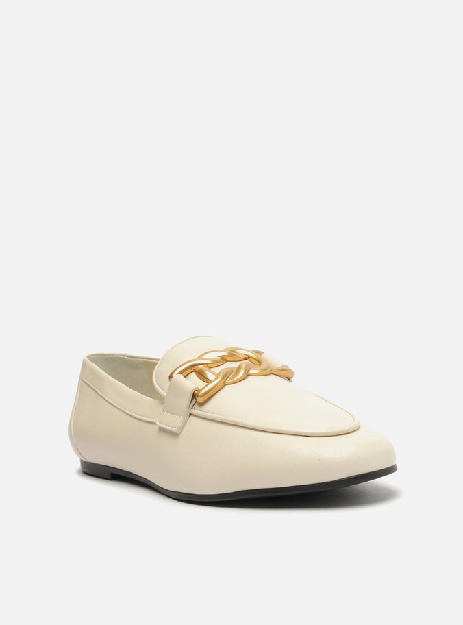 Mocassim Off-White Couro Metal Trança