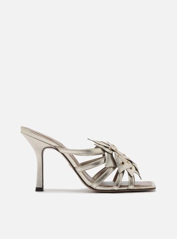 Sandália Dourada Couro Salto Alto Tiras Flor