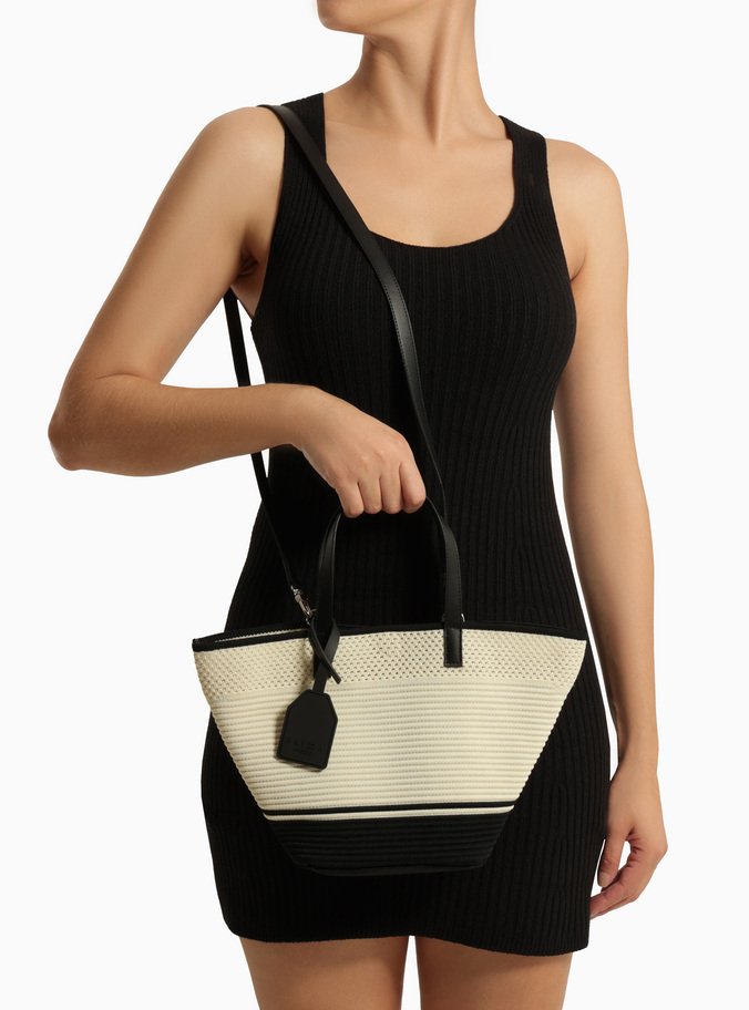 Bolsa Tiracolo Branca Crochê Lena Média Preta