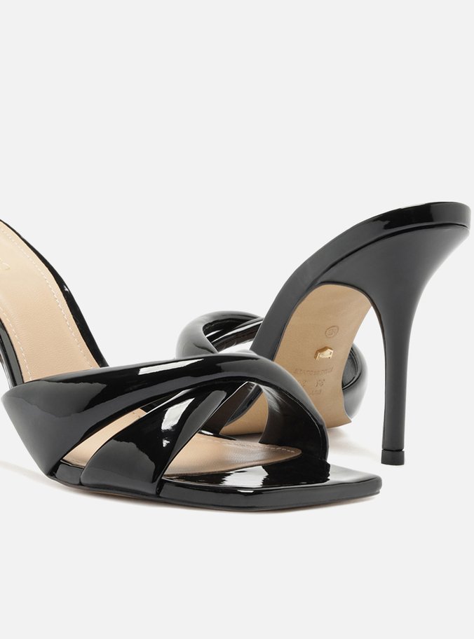 Mule Preta Salto Alto Tiras Maxi
