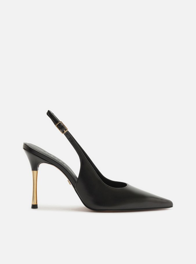 Scarpin Preto Couro Salto Fino Dourado
