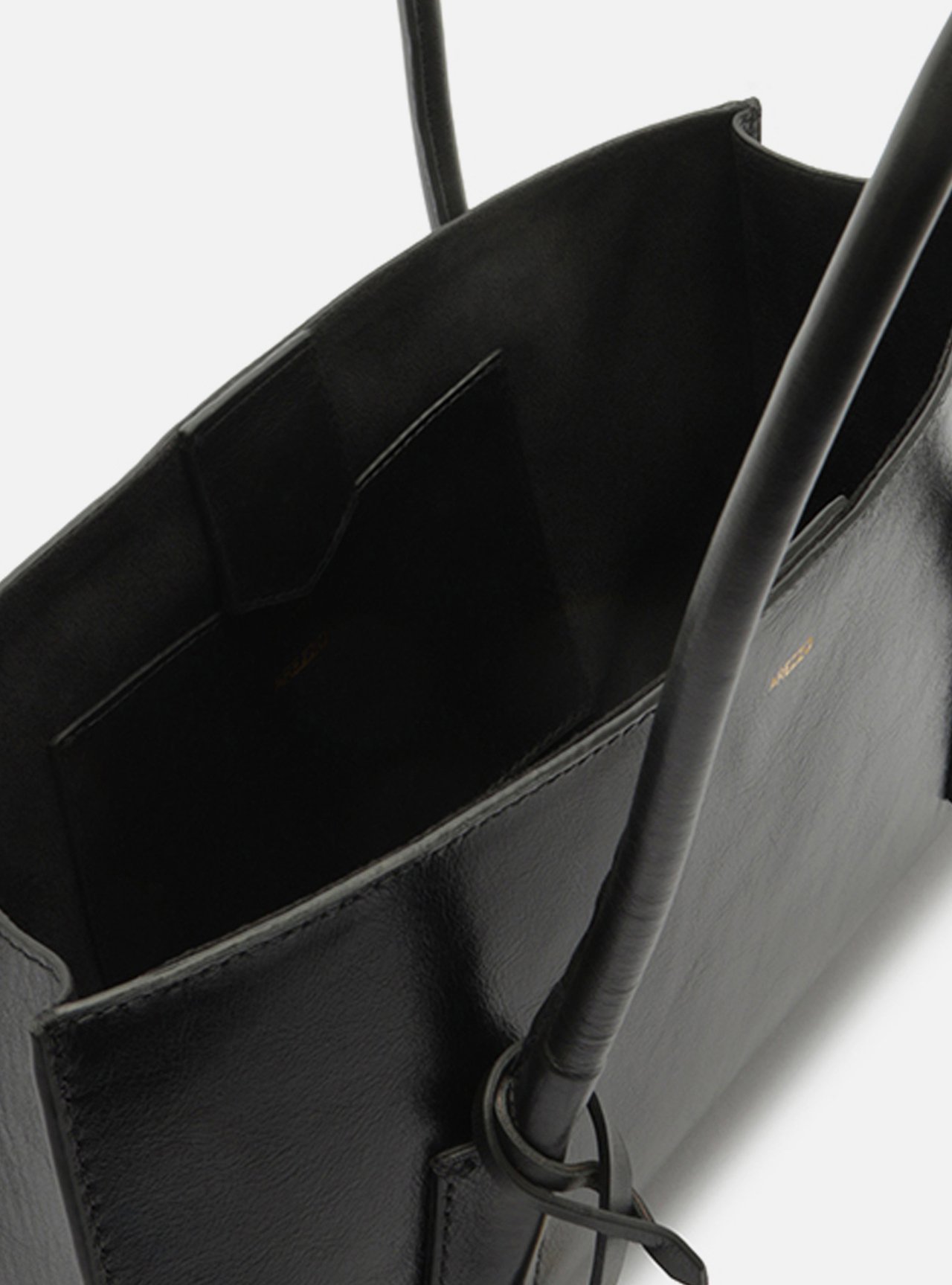Bolsa Shoulder Preta Couro Média Alça Corrente — foto 4