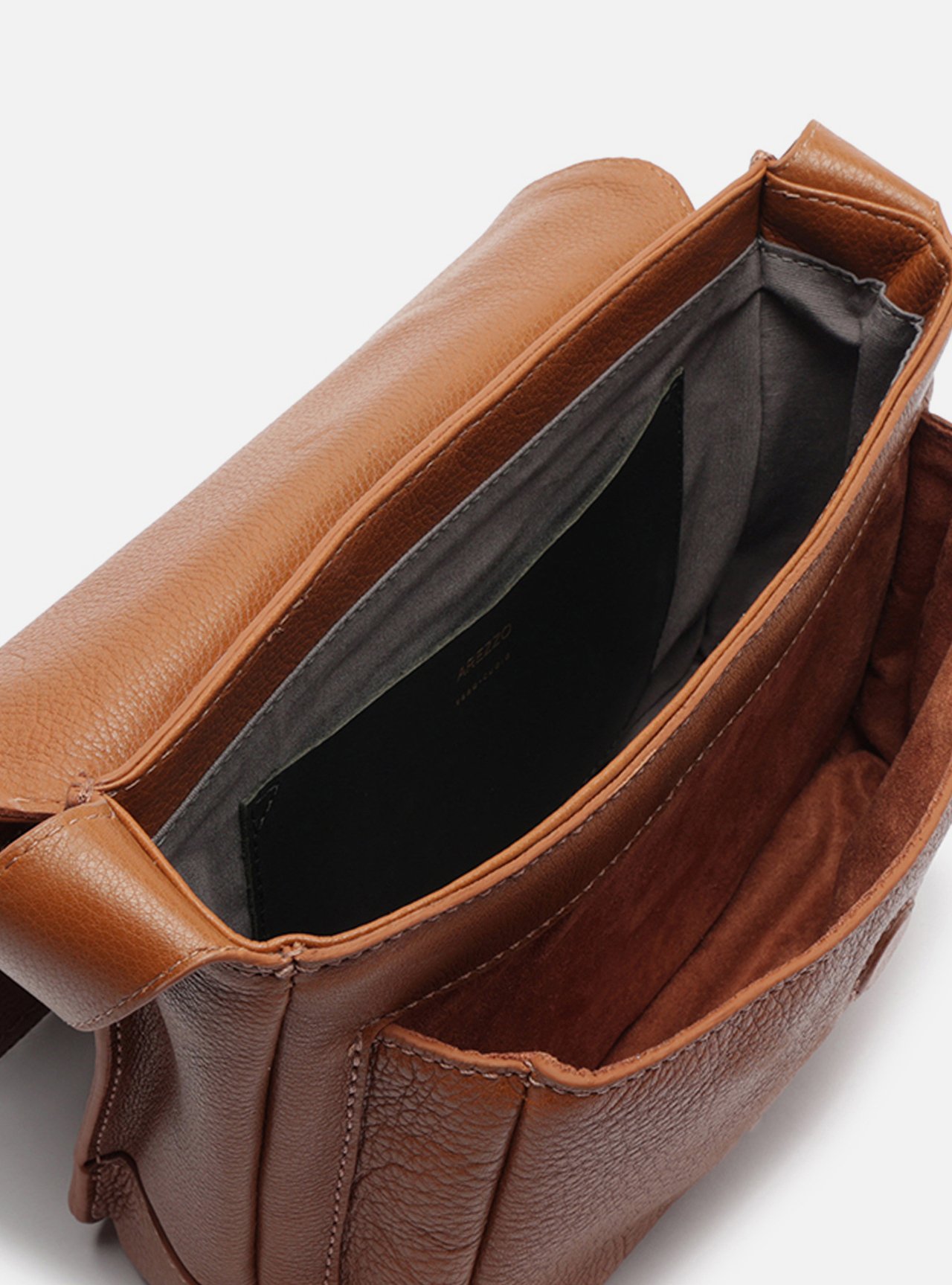 Bolsa Tiracolo Marrom Couro Média Bolsos Metal — foto 4