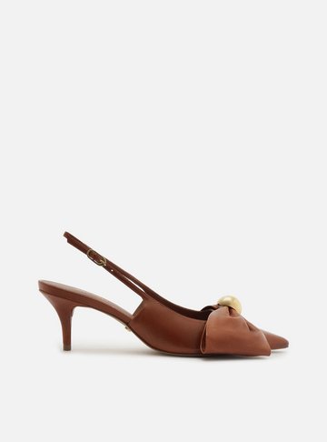 Scarpin Marrom Couro Slingback Laço Metal