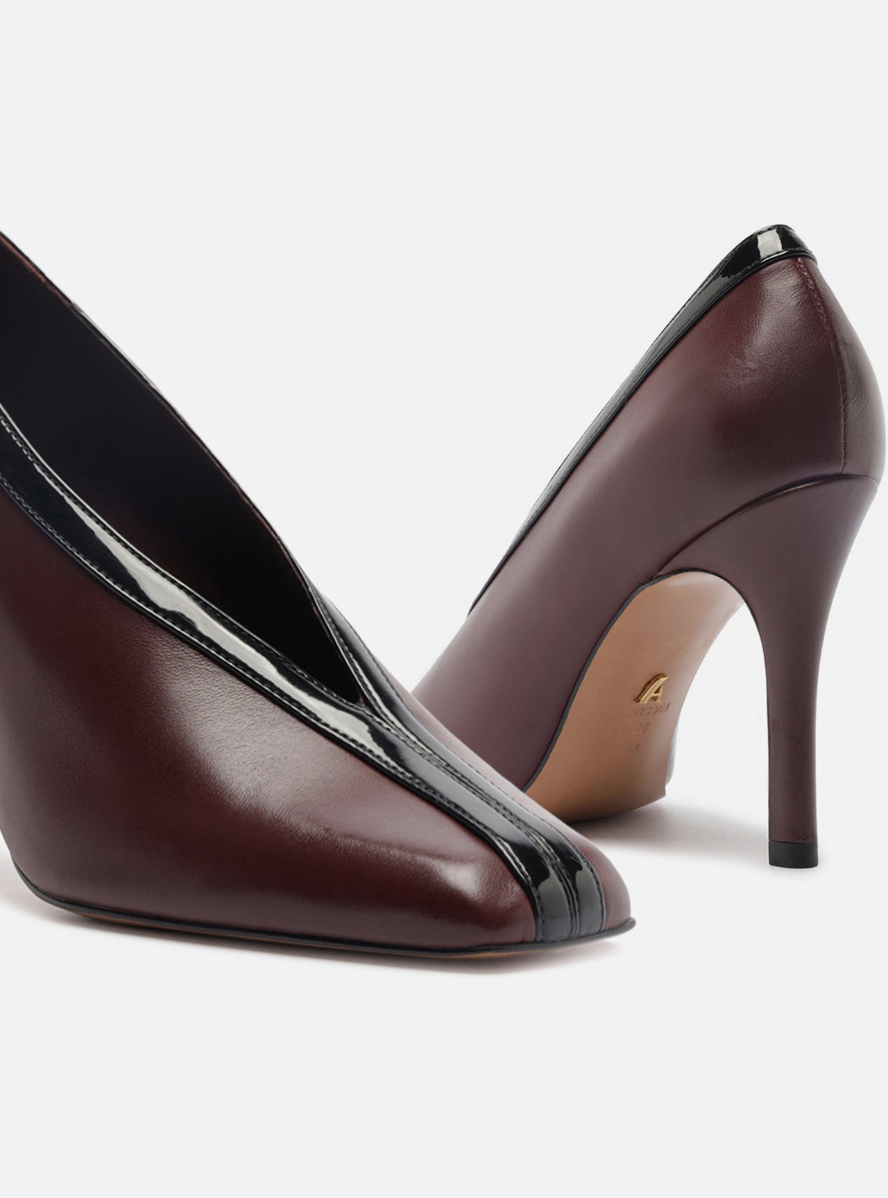 Scarpin Multicolorido Salto Fino Cap Toe — foto 4