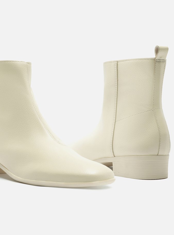 Bota Branca Cano Curto