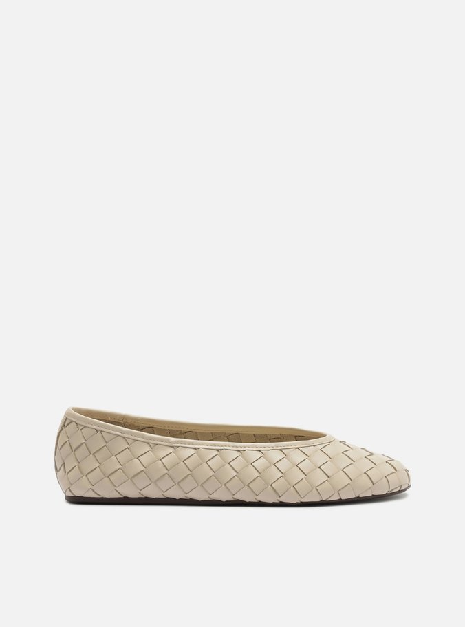 Sapatilha Off White Couro Bico Redondo Tressê