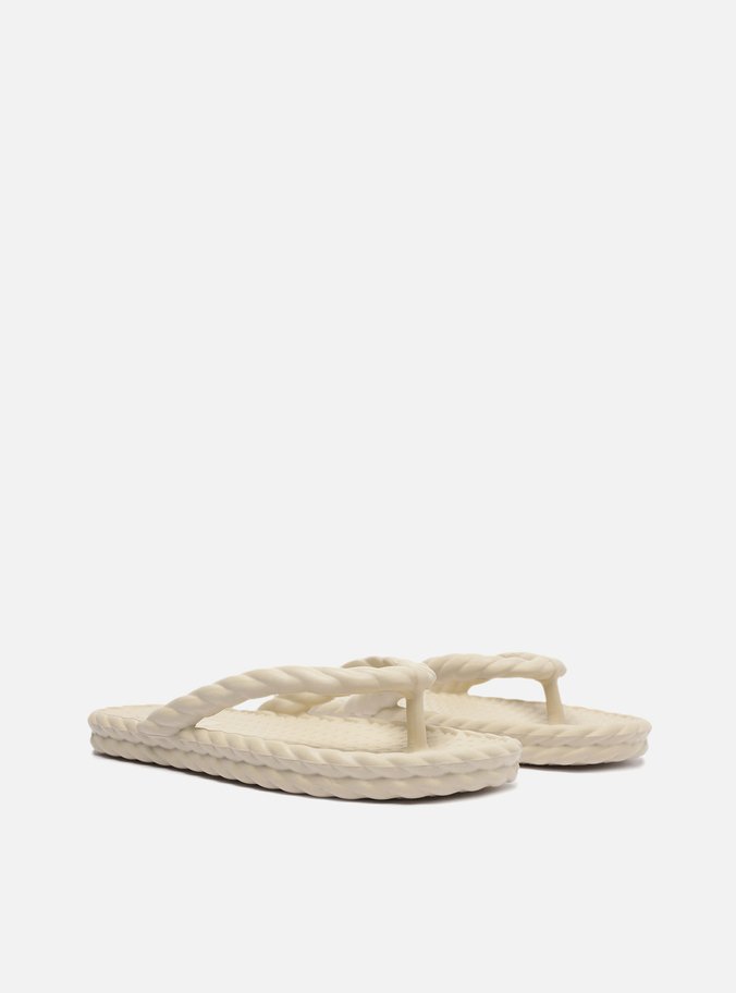 Chinelo de Dedo Off-White Marrocos Brizza