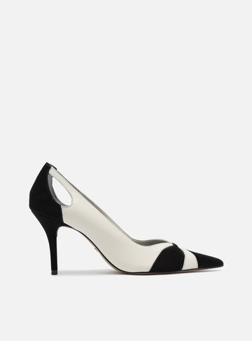 Scarpin Preto Couro Salto Fino Vazado Bicolor