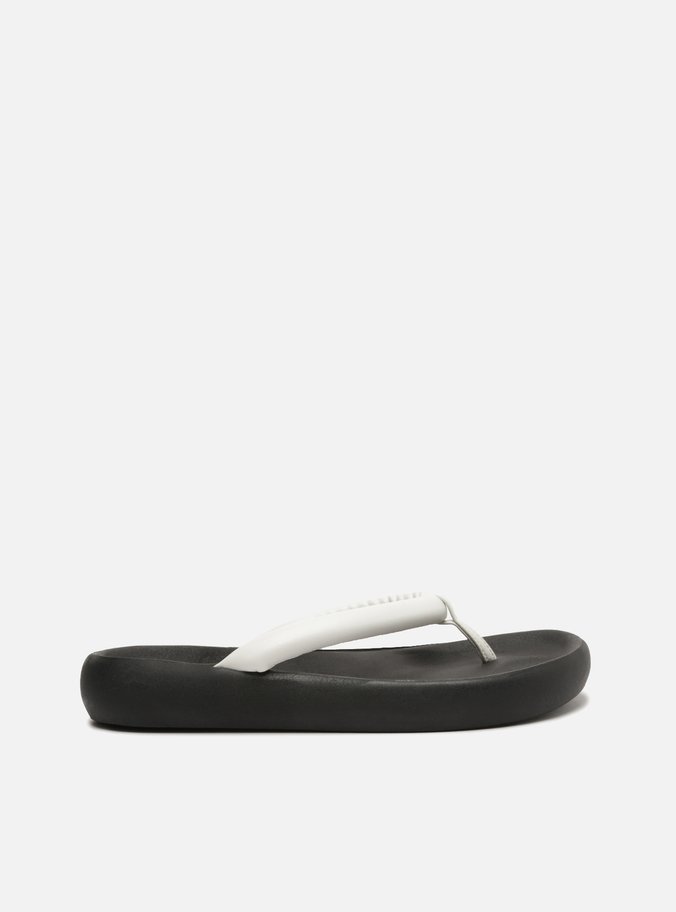 Sandalia preta sale e branca arezzo