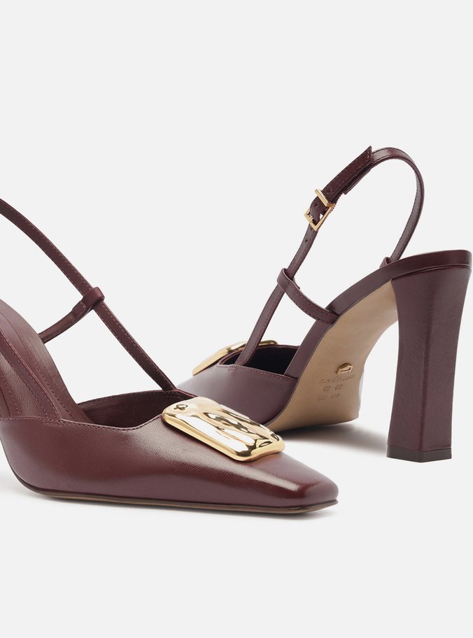 Scarpin Vinho Couro Salto Alto Slingback Metal