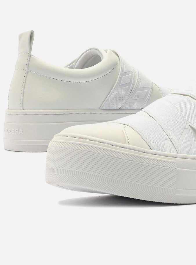 Slip On Branco Couro Flatform Elásticos