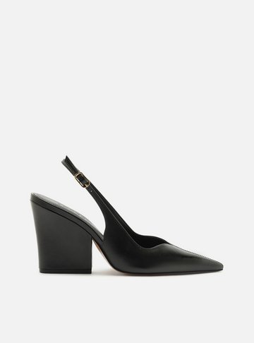 Arezzo — Scarpin Preto Couro Salto Bloco Slingback