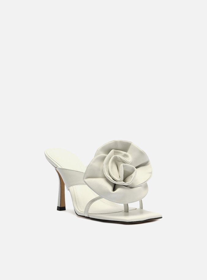 Sandália Branca Couro Salto Fino Flor
