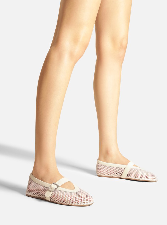 Sapatilha Boneca Off-White Tela Fivela