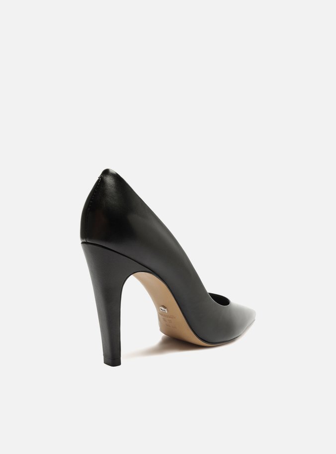 Scarpin Preto Couro Salto Alto Bico Fino