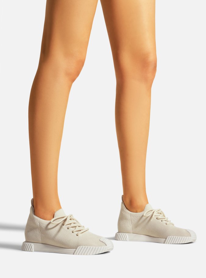Tênis Creme Knit Amarração Biqueira
