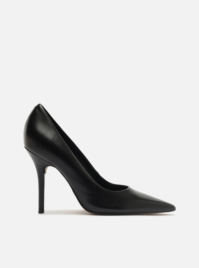 Scarpin Preto Couro Salto Alto Bico Fino Gigi