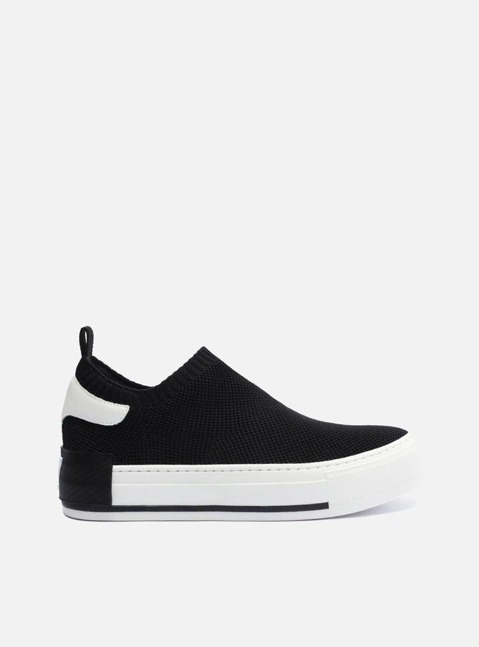 Tênis Slip On Preto Plataforma
