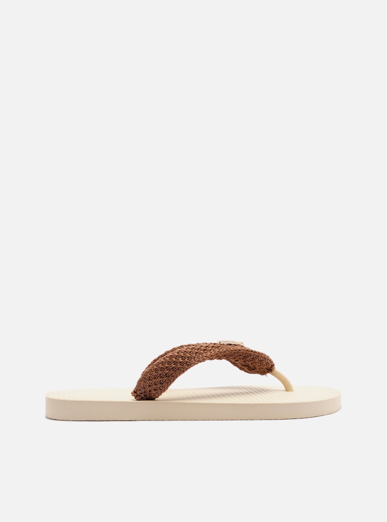 Chinelo de Dedo Marrom Essential Tiras Crochê — foto 3
