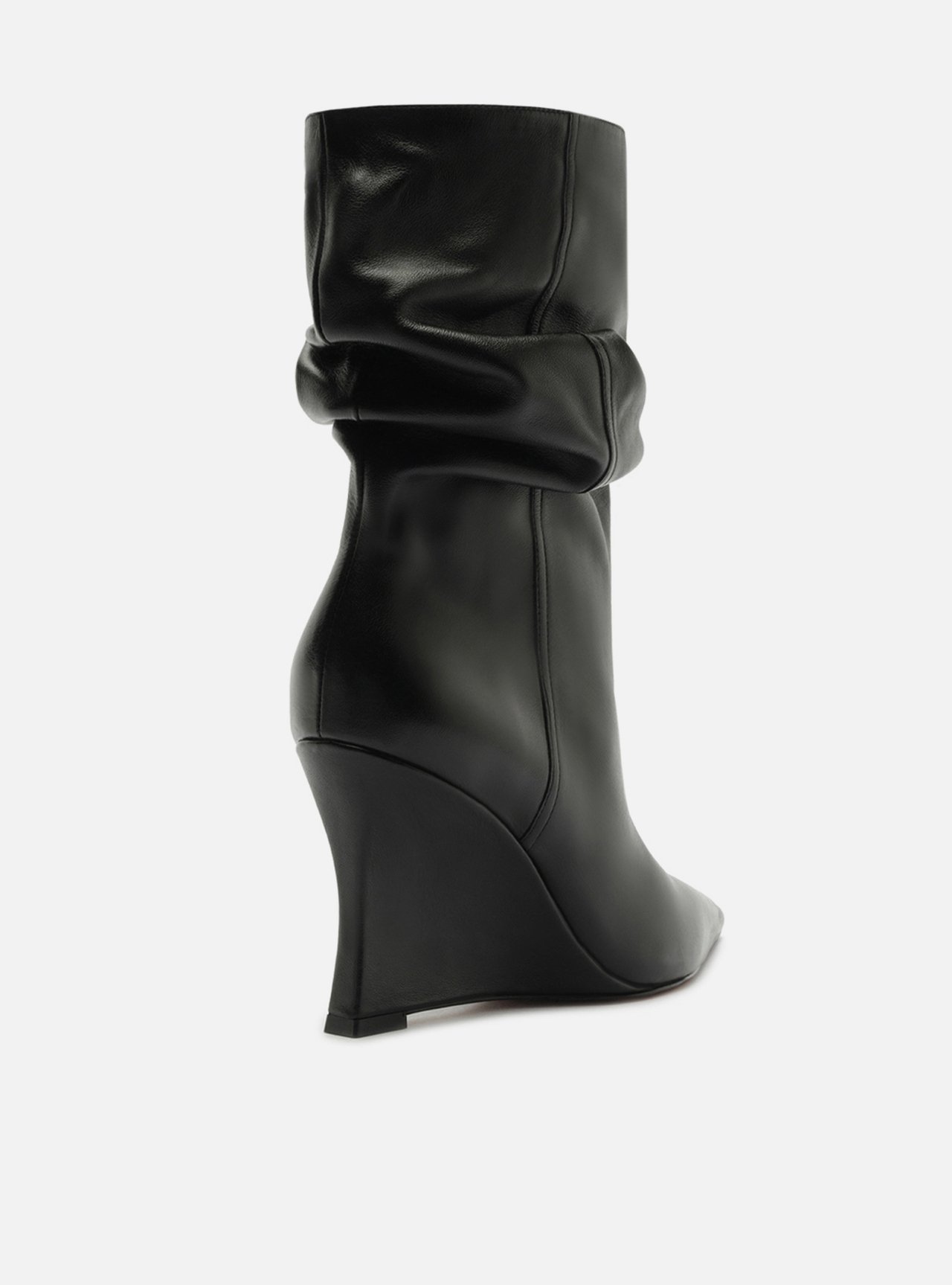 Bota Preta Couro Salto Anabela Alto Slouchy — foto 3