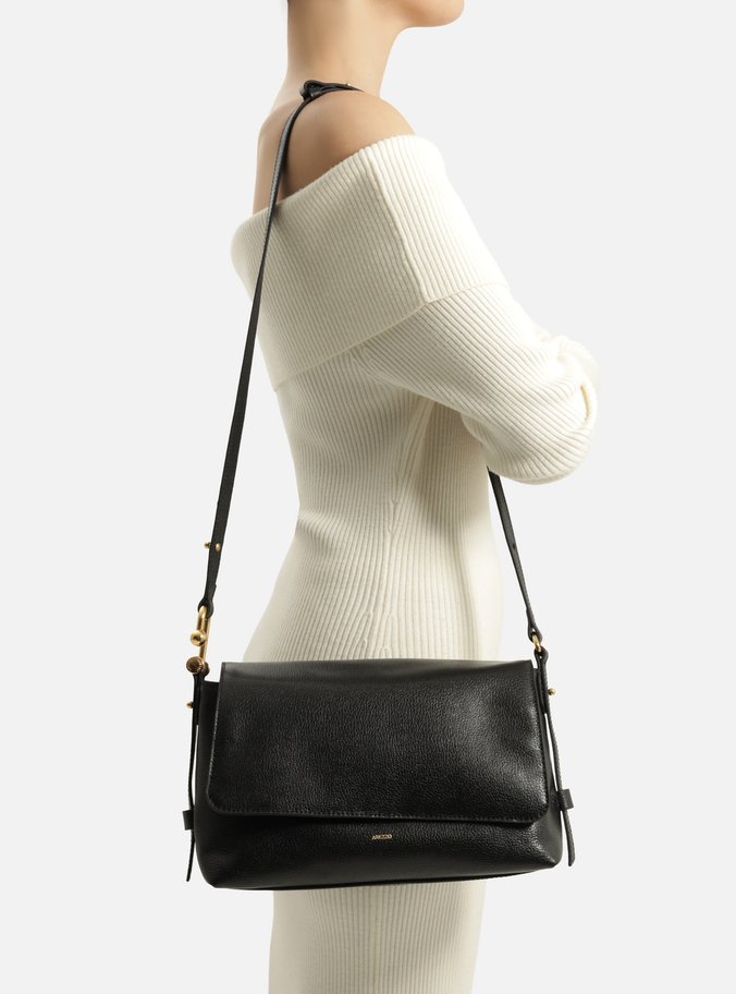 Bolsa Tiracolo Preta Couro Média Metal Alça