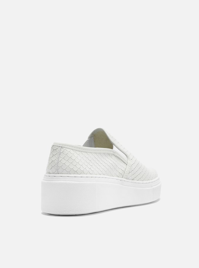Slip On Branco Sola Alta Bico Redondo