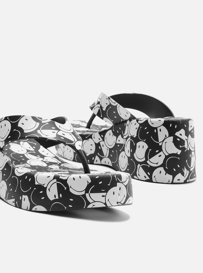 Sandália Preta Print Flatform Barcelona Smiley
