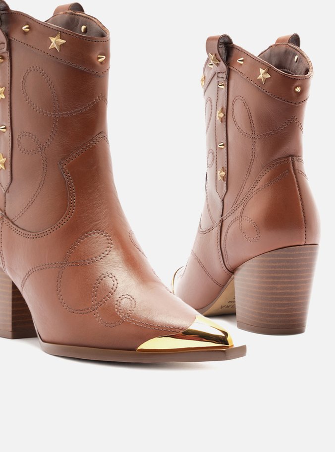 Bota Marrom Couro Cano Curto Ponteira Western
