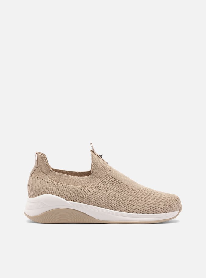 Tênis Slip On Salmão Knit Studs
