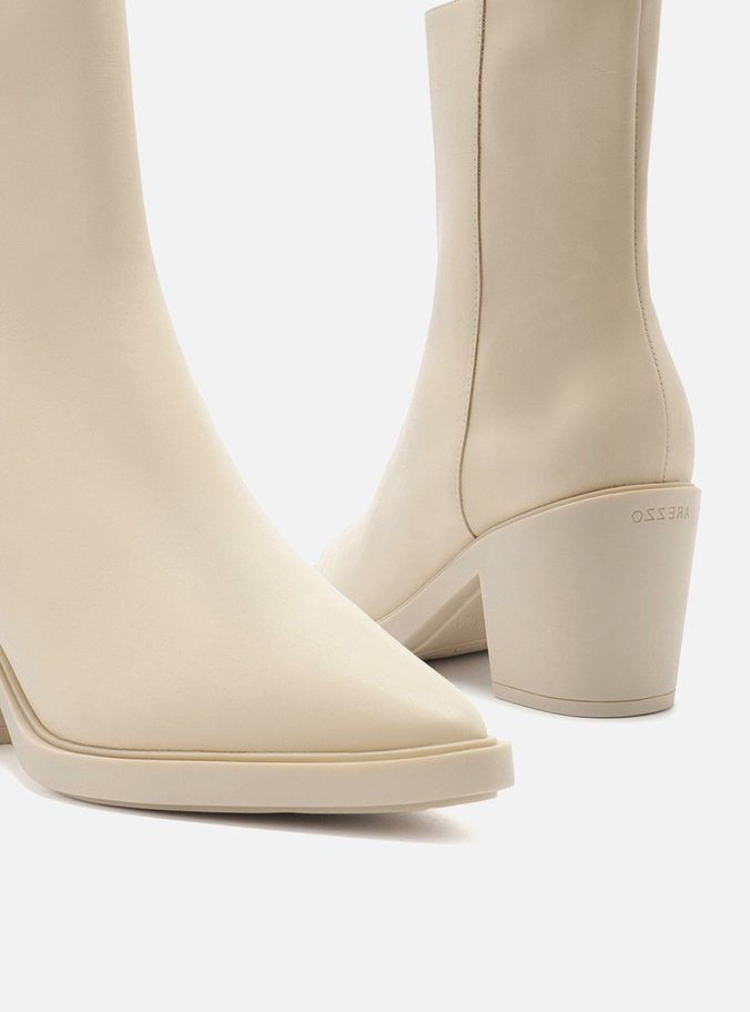 Bota Off-White Couro Cano Médio Western