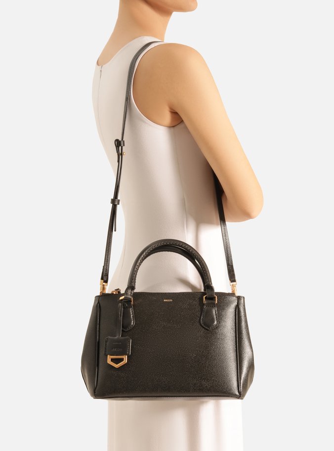 Tote Preta Couro Grande Bag Charm Metal