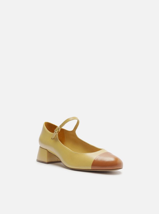 Sapato Boneca Amarelo Couro Salto Baixo Cap Toe