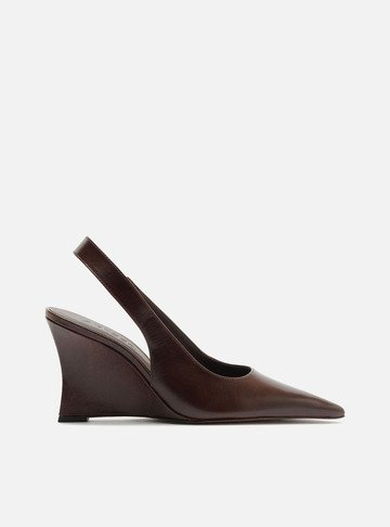 Arezzo — Scarpin Marrom Couro Anabela Slingback