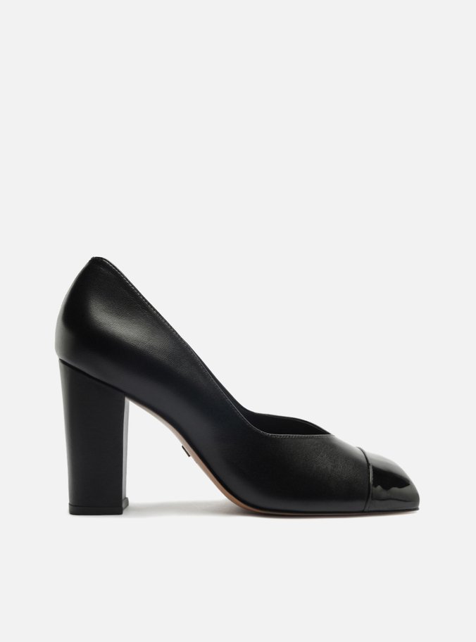 Scarpin Preto Couro Salto Bloco Cap Toe