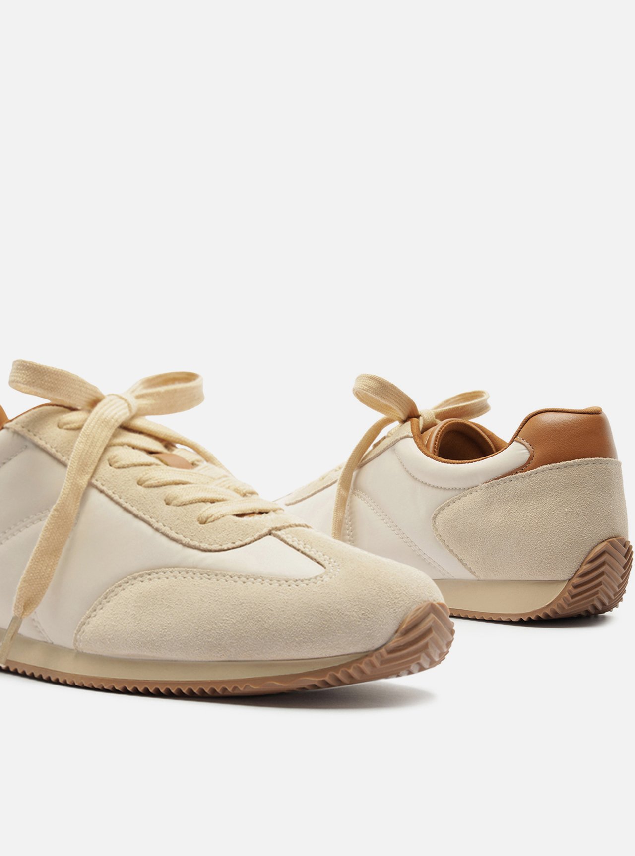 Tênis Nude Suede Metais — foto 4