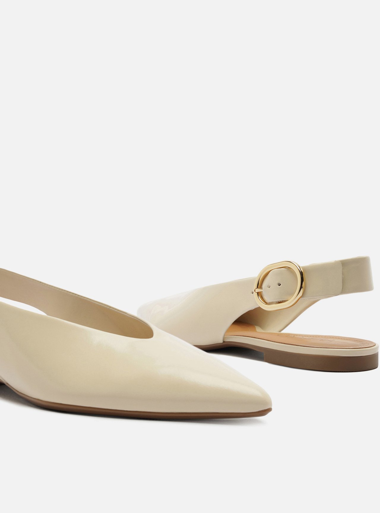 Sapatilha Off White Couro Slingback Bico Fino Becca — foto 4