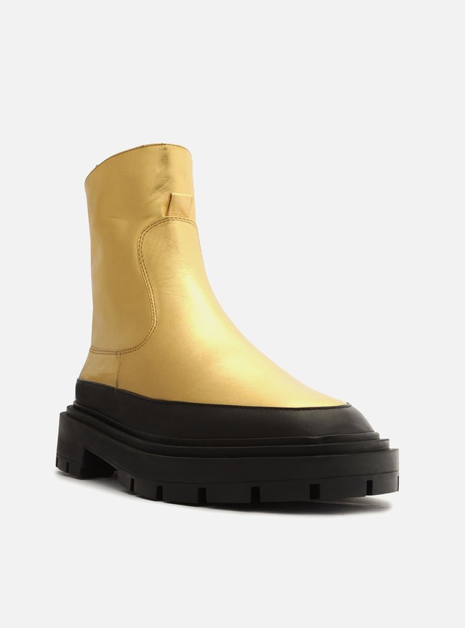 Bota Dourada Couro Cano Curto Tratorada Preta