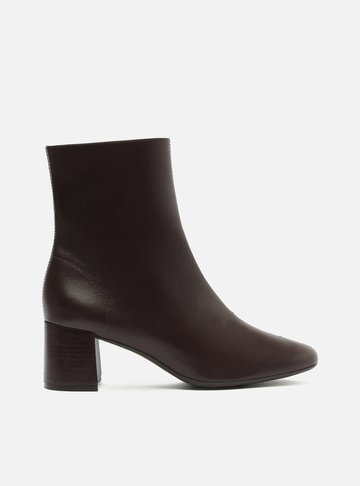 Bota Marrom Couro Cano Curto Salto Médio Zíper