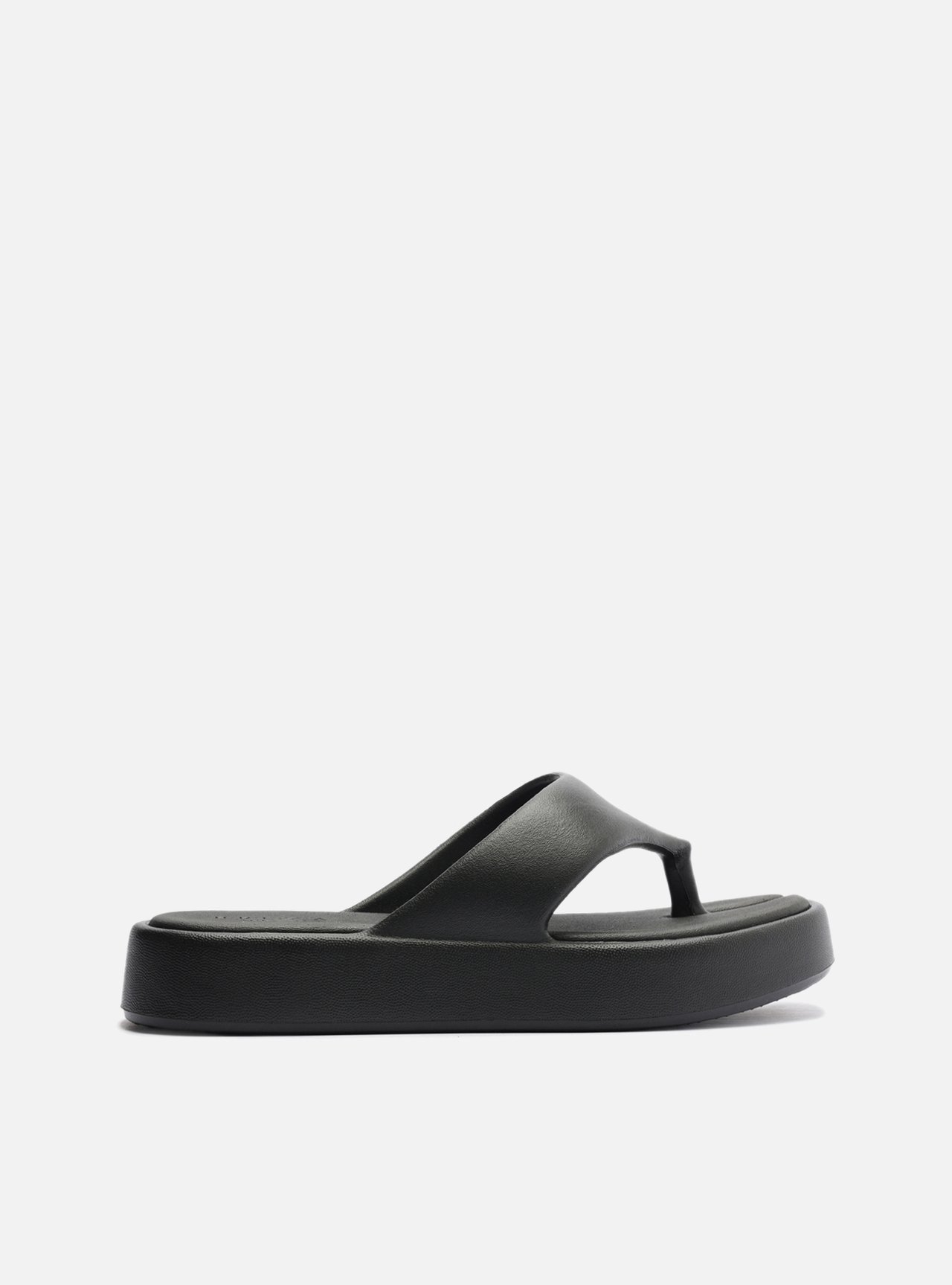 Sandália Preta Flatform Tira Larga — foto 1