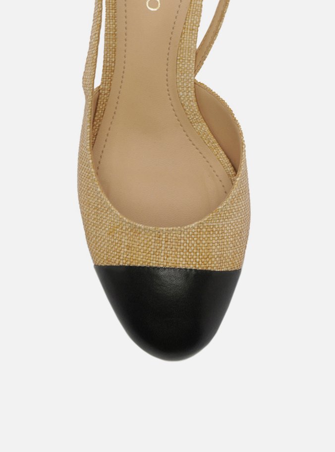 Scarpin Bege Palha Bico Redondo Cap Toe Preto
