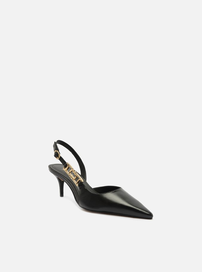 Scarpin Preto Couro Bico Fino Detalhe Metal