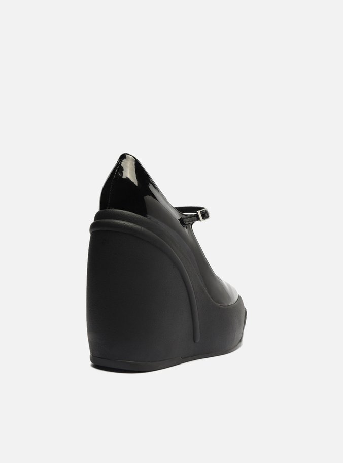 Sapato Boneca Preto Verniz Plataforma Bold