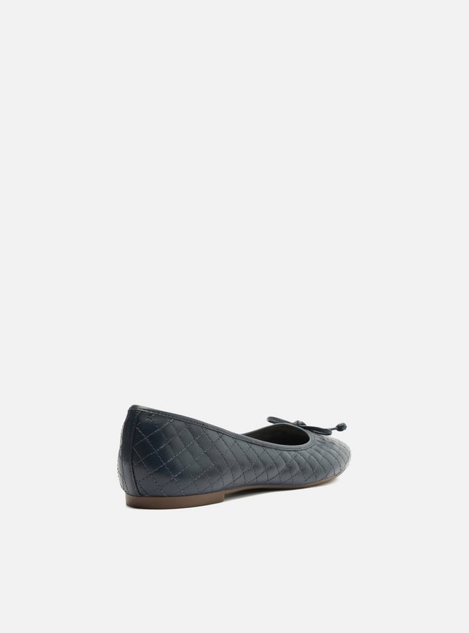 Sapatilha Azul Navy Matelassê Bico Redondo Laço