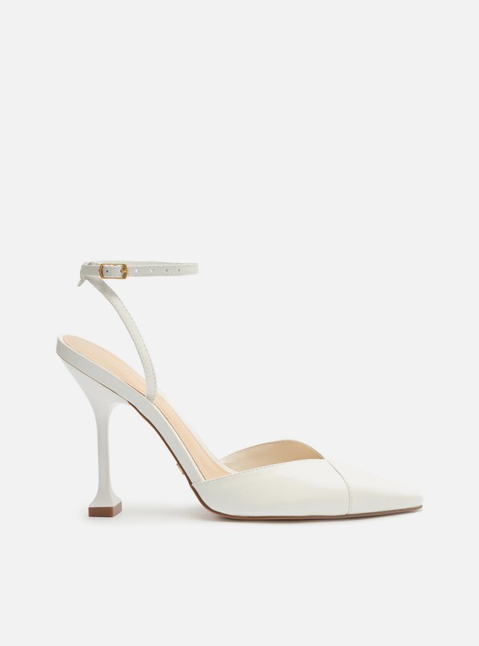 Scarpin branco hotsell com fivela