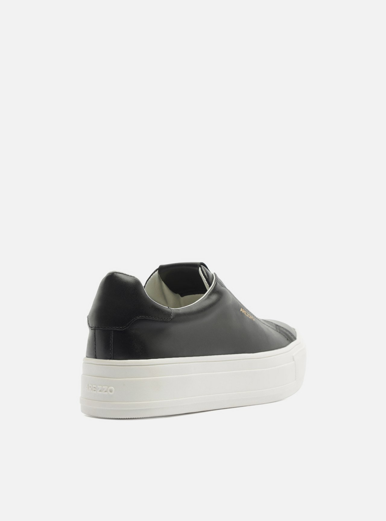 Tênis Preto Couro Flatform Metal Dourado — foto 3