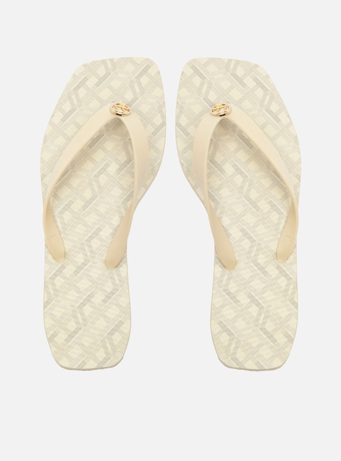 Chinelo de Dedo Off White Bico Quadrado Brizza